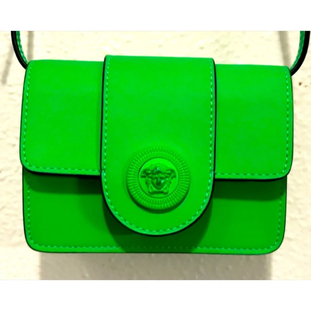 SOLD❤️ VERSACE Medusa Mini Bag Neon Lime Green Leather RFID + COA - Picture 6 of 16